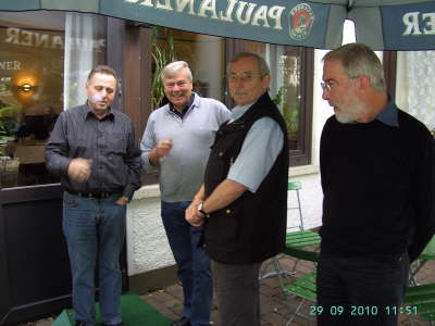 Mittwoch, 29.09.10. Treffen im Eikamper Hof. 36 Kollegen und 4 Geburtstagsrunden.