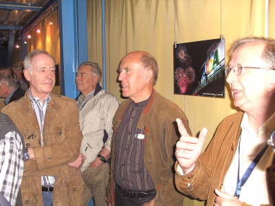 Mittwoch, 13. und Donnerstag, 14.05.09. Besuch der Meyer Werft in Papenburg, ADO Gardienenwerk, Emssperrwerk und Hafenrundfahrt.