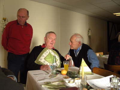 Mittwoch, 23.12.09. Treffen in der Gastst�tte "Sch�ne Aussicht" in Odenthal-Gl�busch.