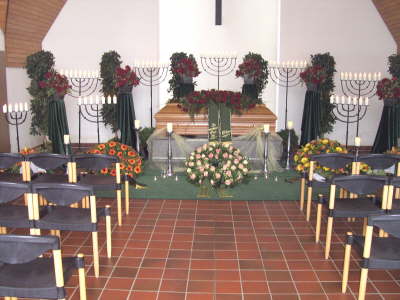 Freitag, 05.02.10. 40 ehemalige Ford Kollegen nahmen an der Beerdigung von Manfred Abts teil in Odenthal Selbach.