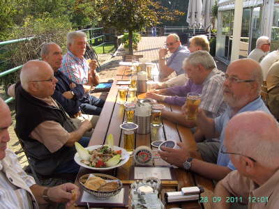 Mittwoch, 28.09.11. Treffen im Hallerhof mit 39 Kollegen.