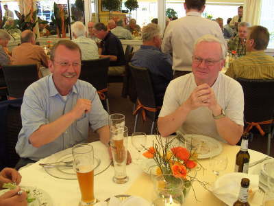 Mittwoch, 25.04.07. 47 Kollegen hatten sich im Hallerhof getroffen.