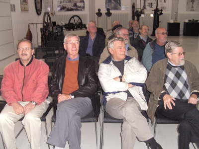 Mittwoch, 24.09.08. Werksbesichtigung der DEUTZ AG. 29 FEEPFK Kollegen nahmen daran teil. Anschliessend trafen wir uns ca. 14 Uhr zum Mittagessen in der Gasst�tte Bonerath