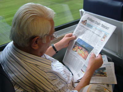 Dienstag, 7. August 2007. 28 Kollegen besuchten das Mercedes-Benz Museum in Bad Cannstadt.