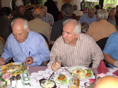 Mittwoch, 30.05.07. Treffen im Rest. Heuser.