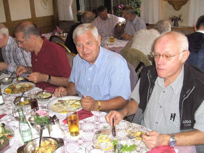 Mittwoch, 30.05.07. Treffen im Rest. Heuser.